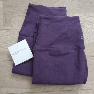 Beyond Yoga Plum High Wasited Legging